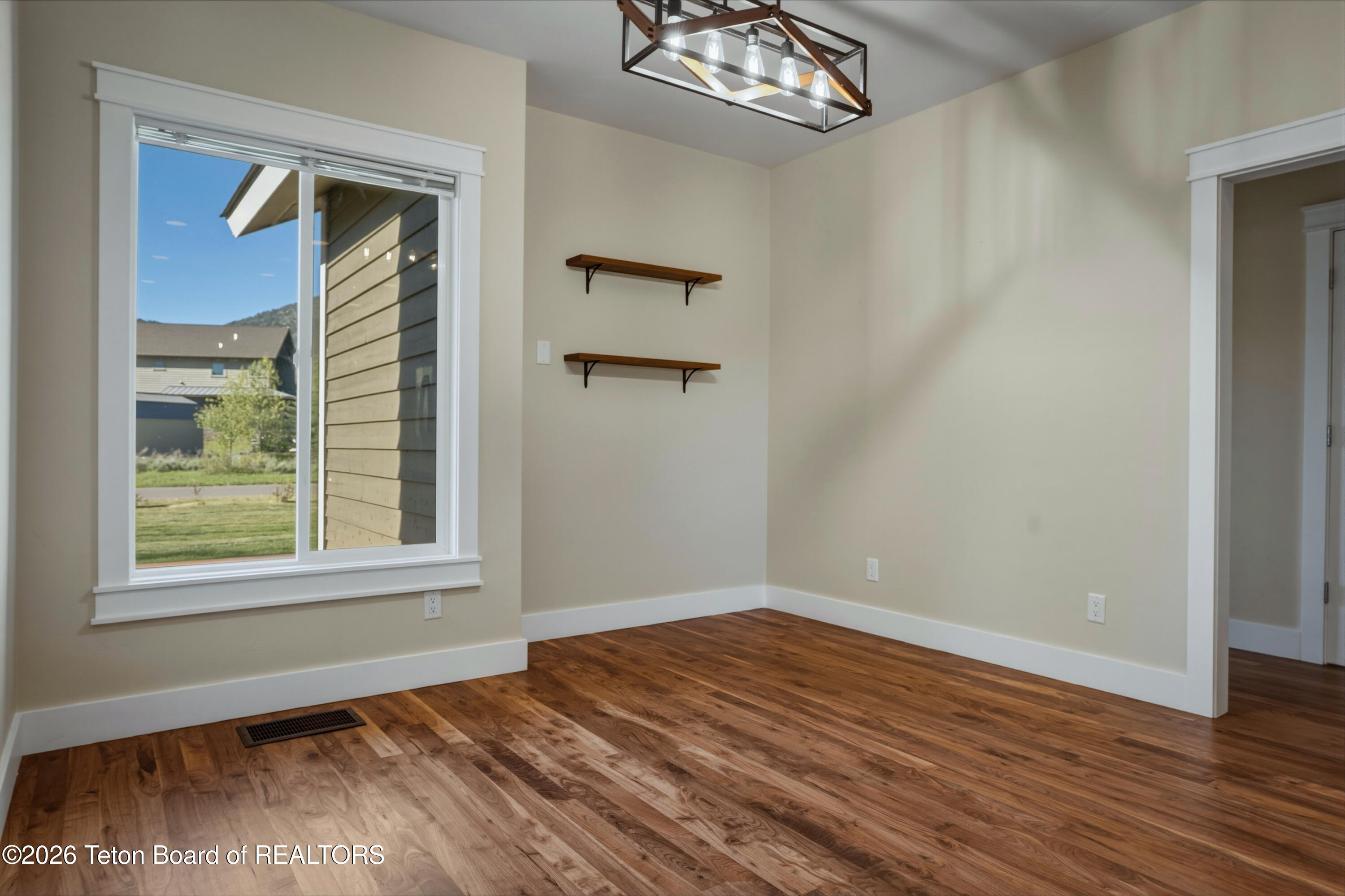216 Columbine Street Alpine, WY 83128 - Photo 17 of 49 216 Columbine St-23