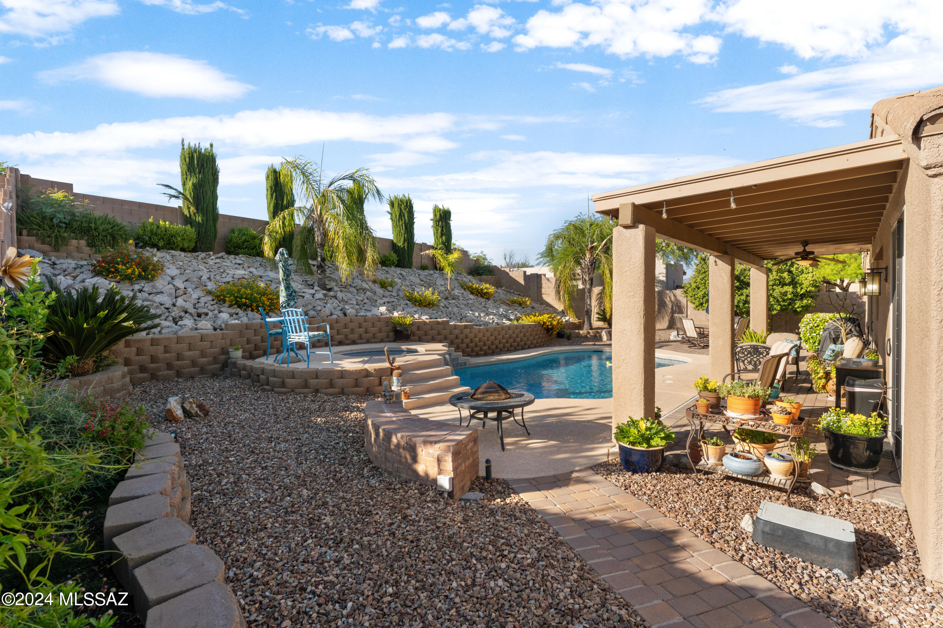 284 West Plateau Road Tucson, AZ 85737 - Photo 10 of 50 DSC01857