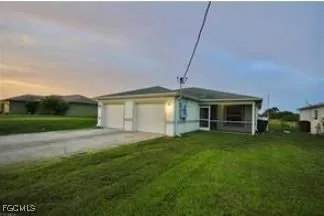 $1,600 | 137 Milwaukee Boulevard, Lehigh Acres, FL 33974