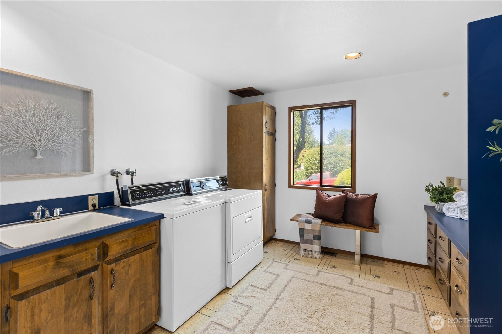 409 Northwest 162nd Street Shoreline, WA 98177 - Photo 15 of 40
