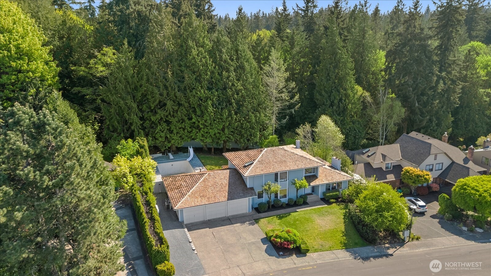 409 Northwest 162nd Street Shoreline, WA 98177 - Photo 3 of 40