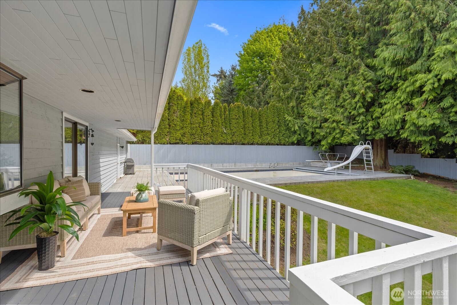 409 Northwest 162nd Street Shoreline, WA 98177 - Photo 5 of 40
