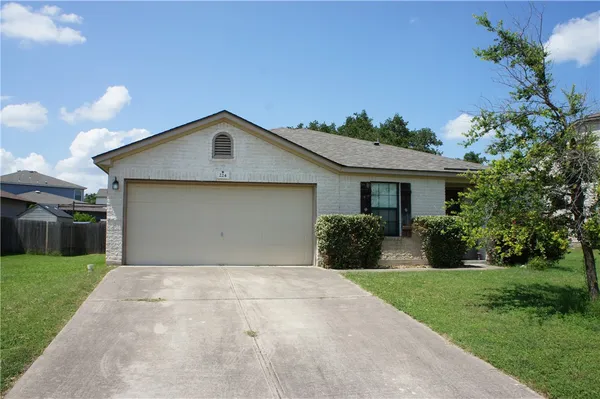 $2,100 | 224 Wildwood Drive, Georgetown, TX 78633