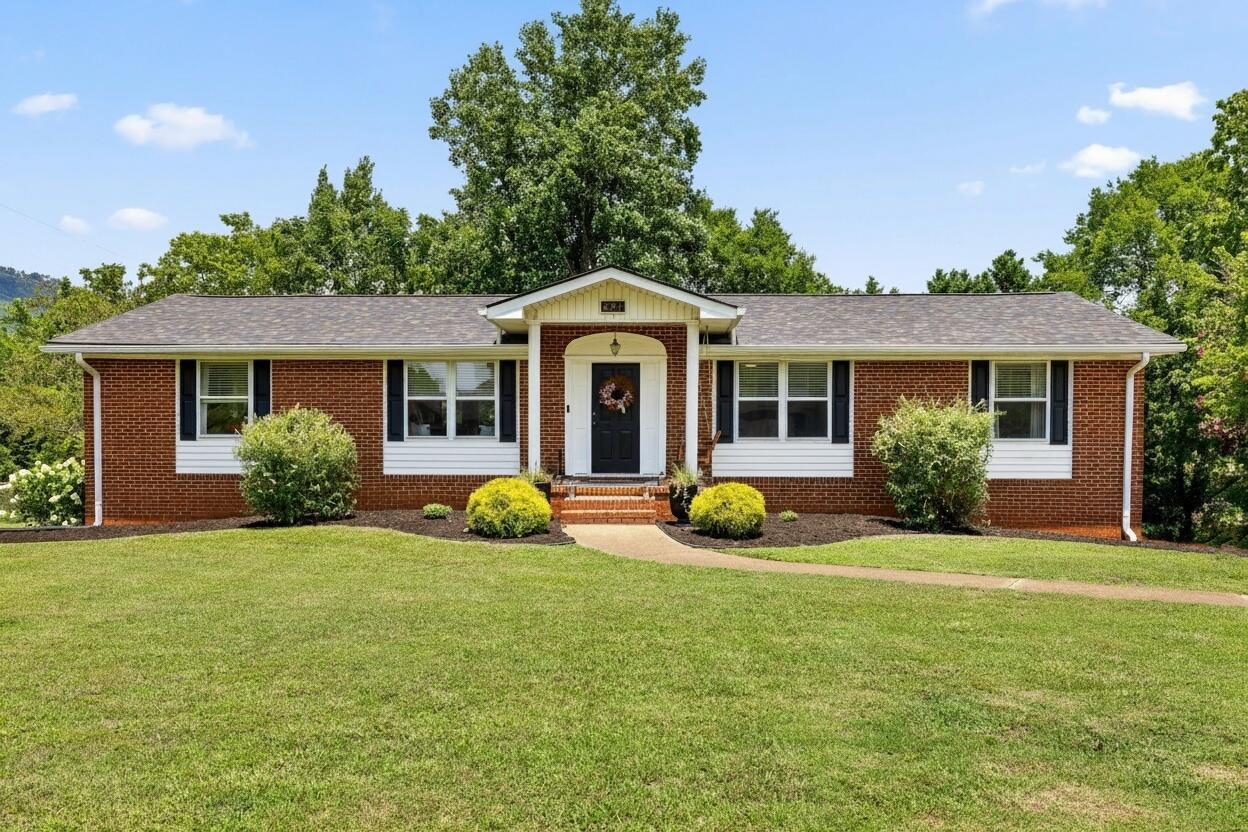 627 Valley Bridge Road Chattanooga, TN 37415 - Photo 2 of 44 327 Valley Bridge_7