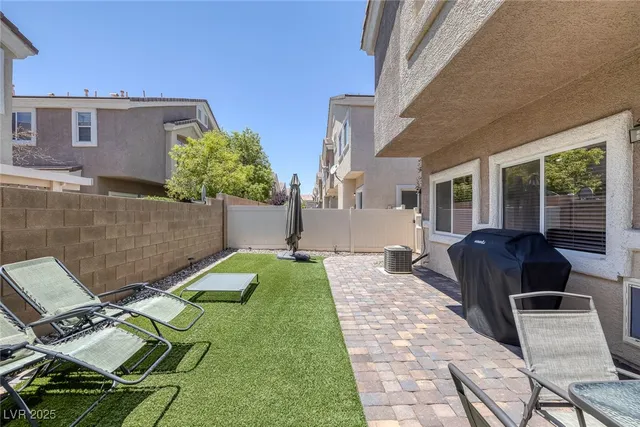 $354,999 | 8639 Horizon Wind Avenue, Unit 102, Las Vegas, NV 89178