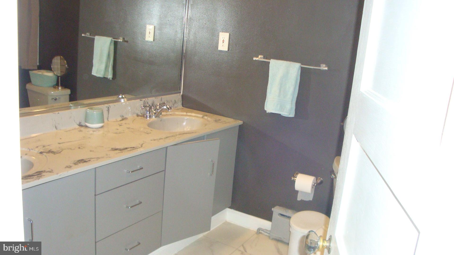 118 Copley Road Upper Darby, PA 19082 - Photo 13 of 17