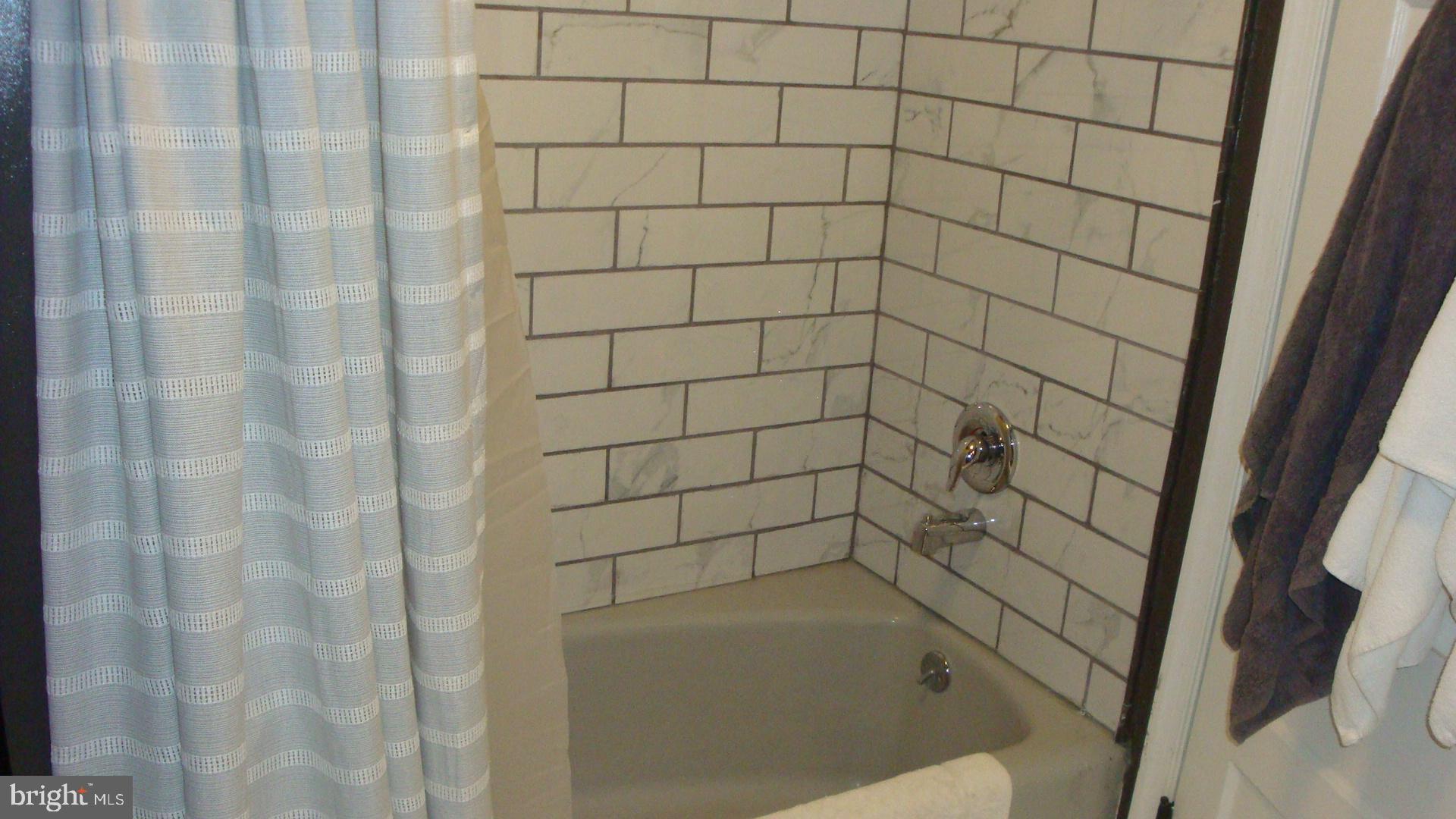 118 Copley Road Upper Darby, PA 19082 - Photo 14 of 17