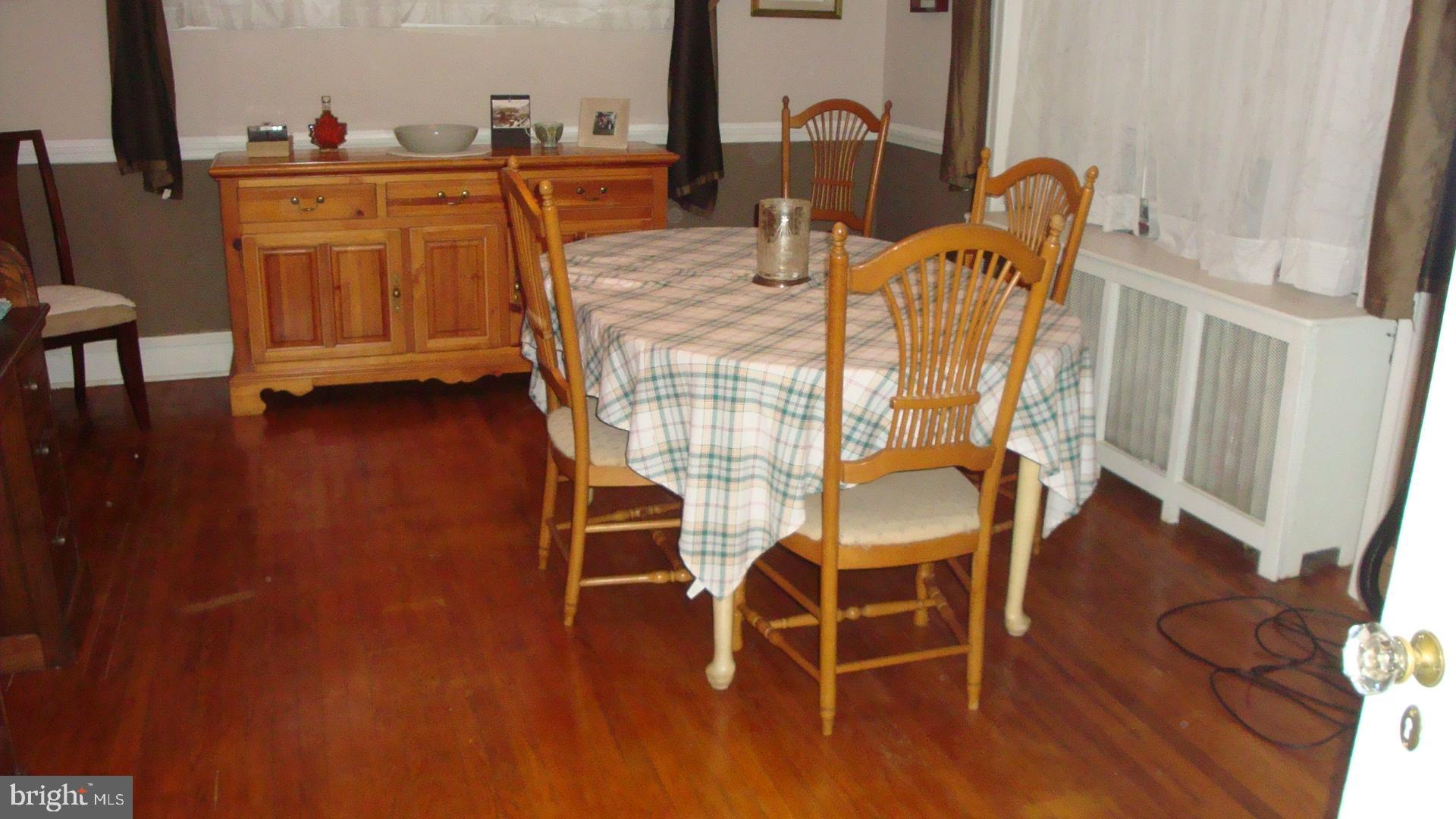 118 Copley Road Upper Darby, PA 19082 - Photo 4 of 17