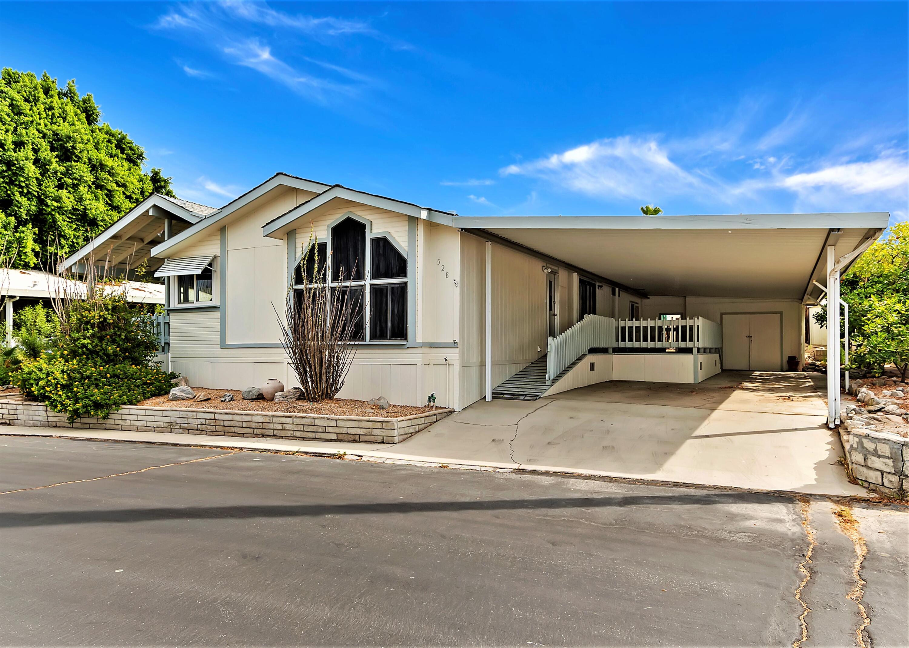74711 Dillon Road, Unit 528 Desert Hot Springs, CA 92241 - Photo 3 of 52 528Three