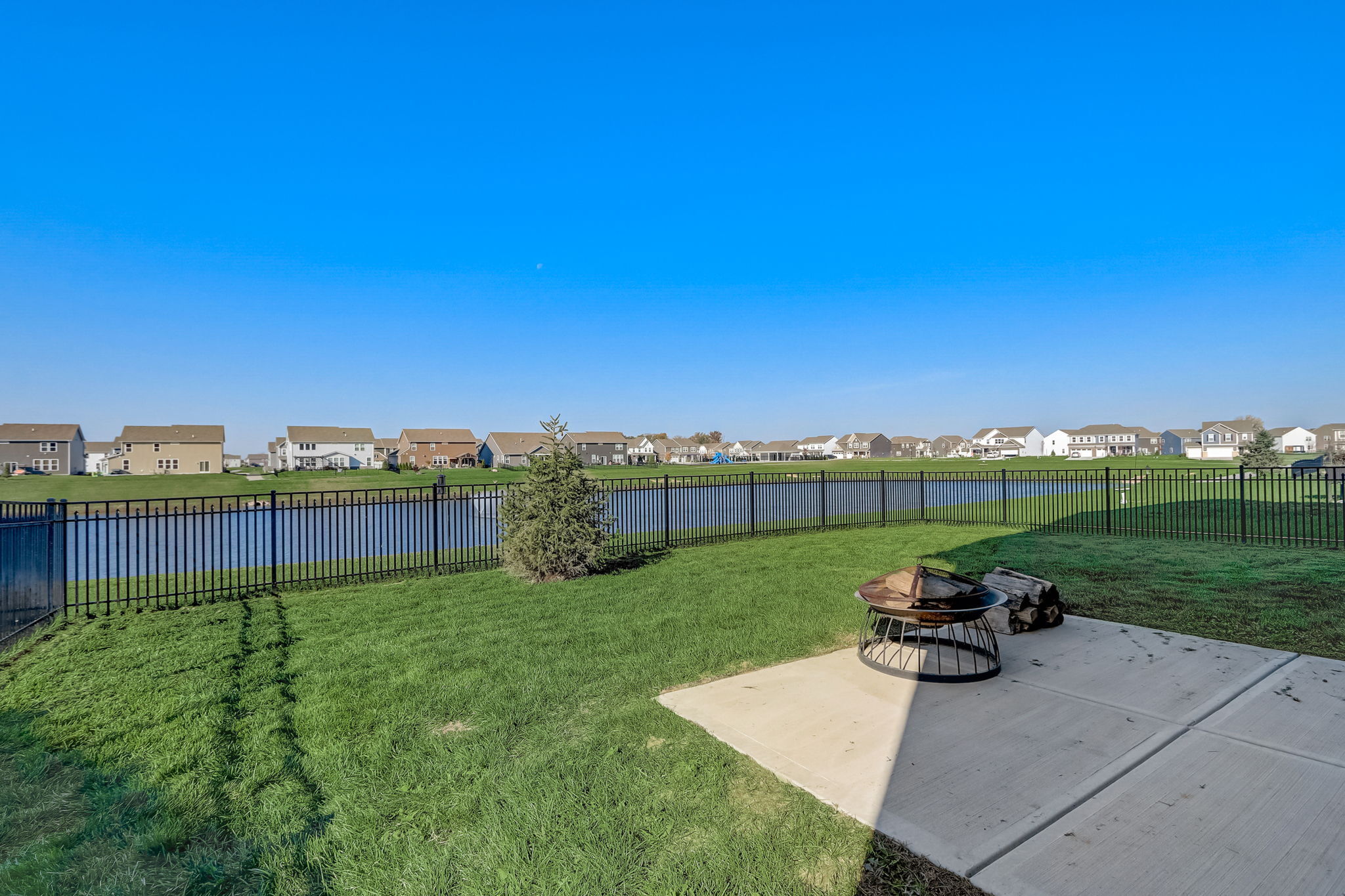 8859 Winton Place Pendleton, IN 46064 - Photo 22 of 24