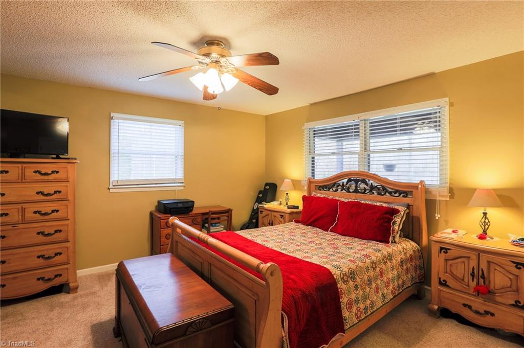 430 Saddletree Road Thomasville, NC 27360 - Photo 15 of 30 Gallery Image 15