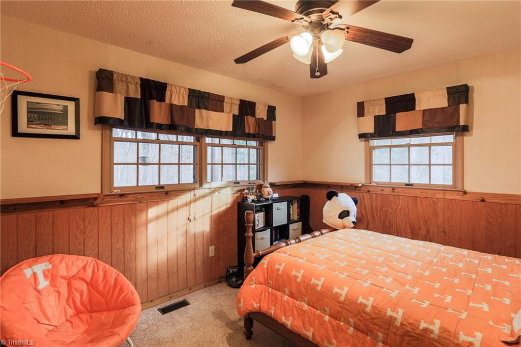 430 Saddletree Road Thomasville, NC 27360 - Photo 20 of 30 Gallery Image 20