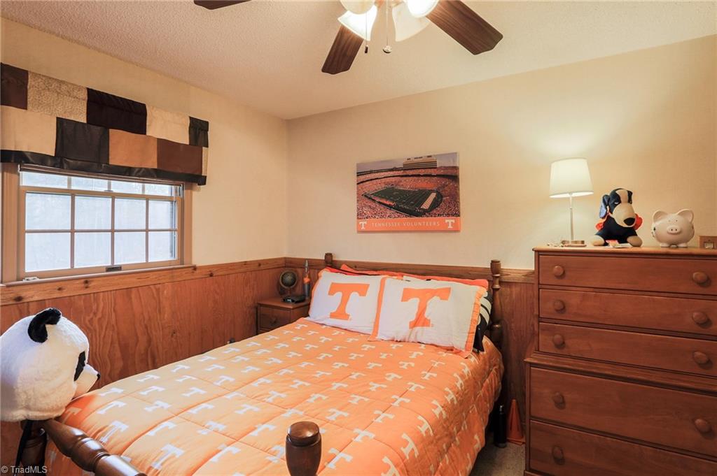 430 Saddletree Road Thomasville, NC 27360 - Photo 21 of 30 Gallery Image 21
