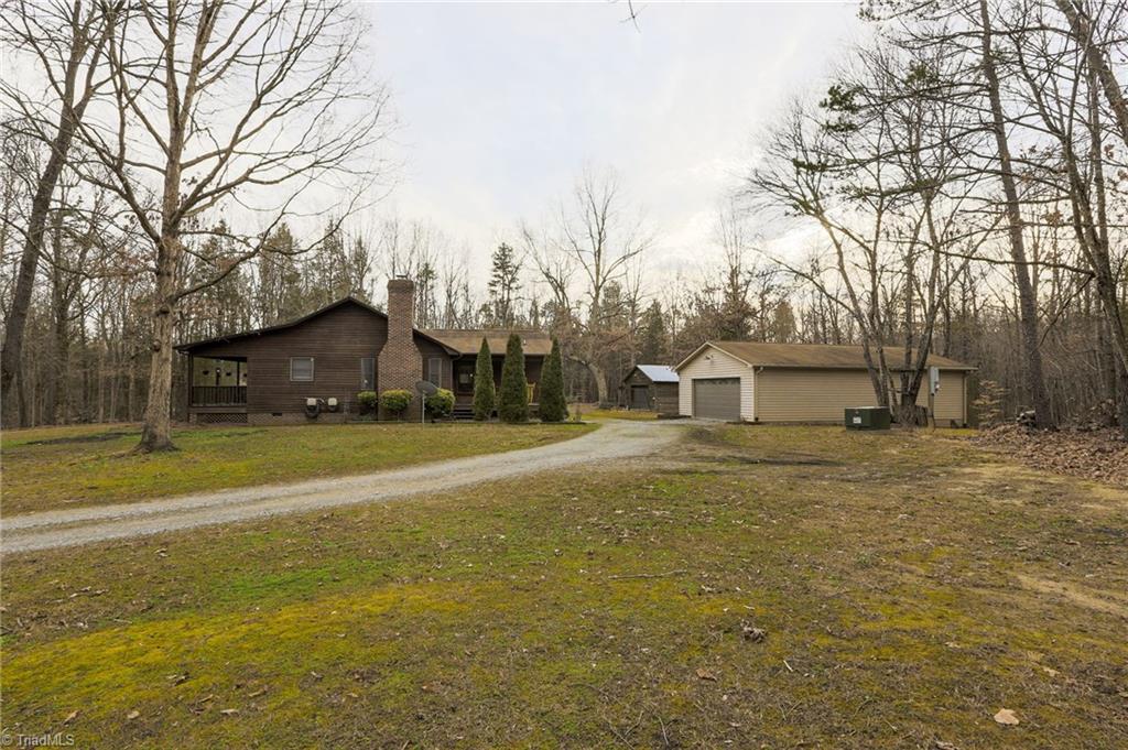 430 Saddletree Road Thomasville, NC 27360 - Photo 23 of 30 Gallery Image 23