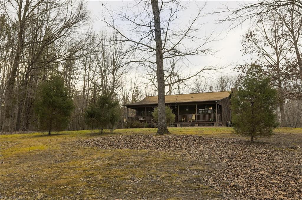 430 Saddletree Road Thomasville, NC 27360 - Photo 4 of 30 Gallery Image 4
