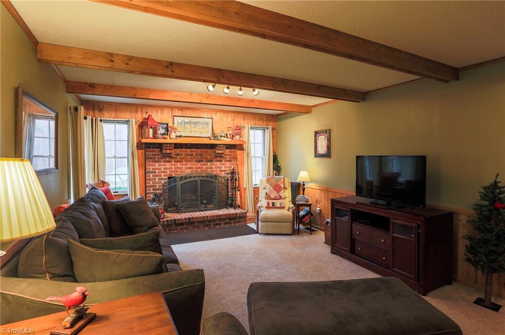 430 Saddletree Road Thomasville, NC 27360 - Photo 8 of 30 Gallery Image 8