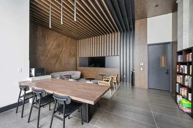 $1,095,000 | 10 Quincy Street, Unit 1F | Clinton Hill