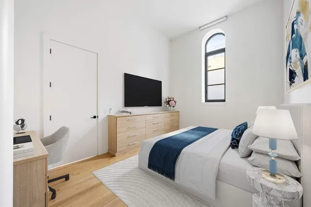 $1,095,000 | 10 Quincy Street, Unit 1F | Clinton Hill