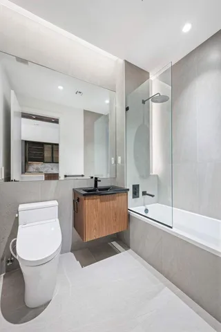 $1,095,000 | 10 Quincy Street, Unit 1F | Clinton Hill