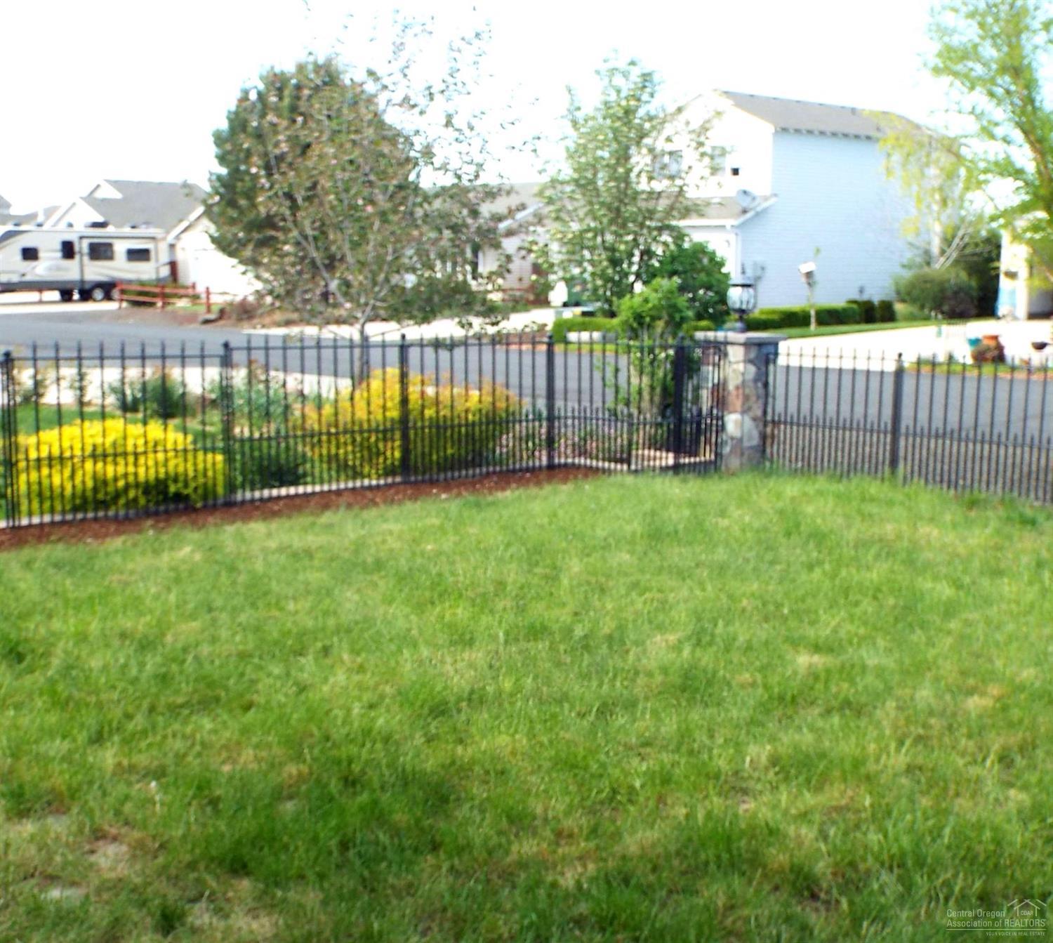387 Center Ridge Drive Culver, OR 97734 - Photo 2 of 24 Additional Photo