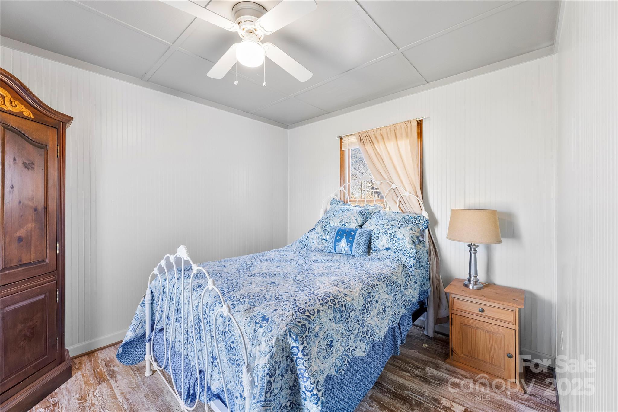 1351 Hardin Road Dallas, NC 28034 - Photo 29 of 39 a bedroom with bed and window