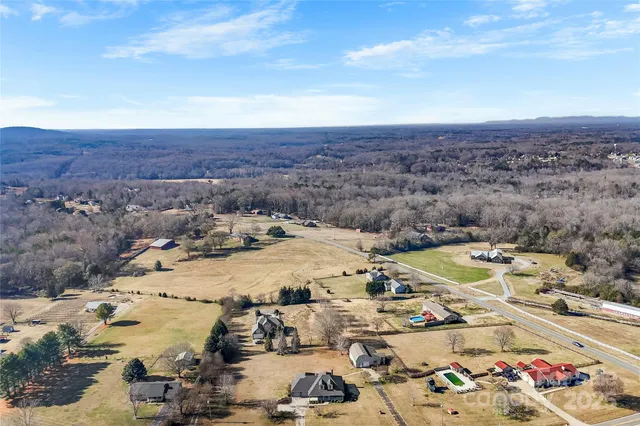 $615,000 | 1351 Hardin Road, Dallas, NC 28034