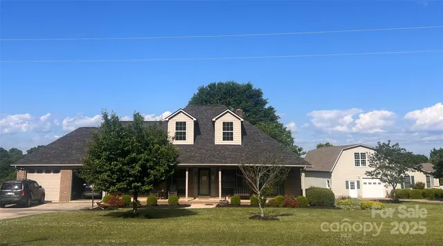 $615,000 | 1351 Hardin Road, Dallas, NC 28034
