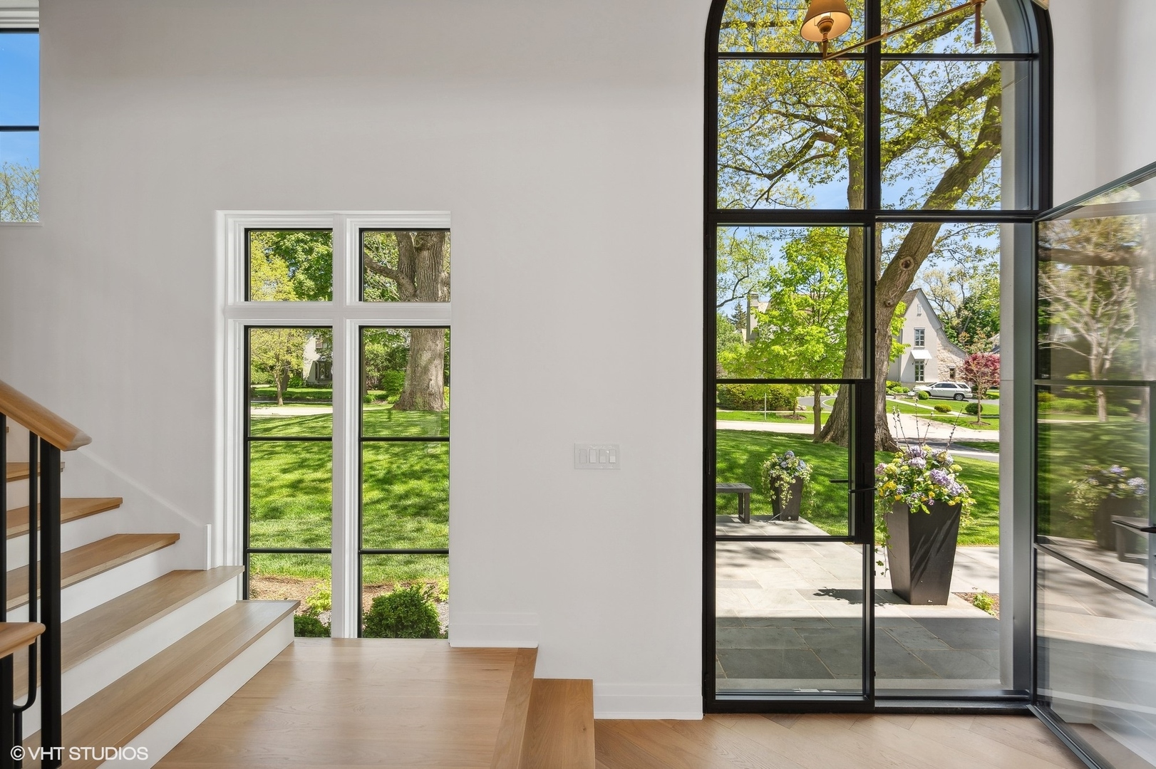 994 Bluff Road Glencoe, IL 60022 - Photo 4 of 79