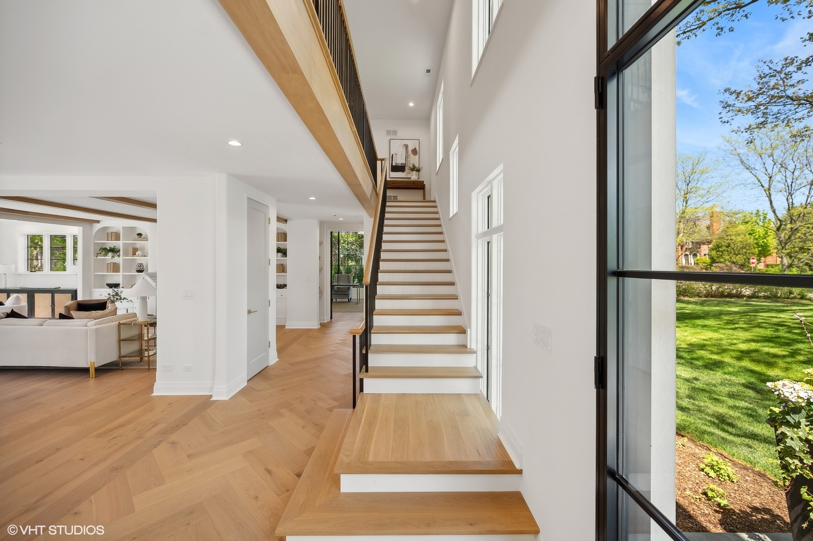 994 Bluff Road Glencoe, IL 60022 - Photo 5 of 79