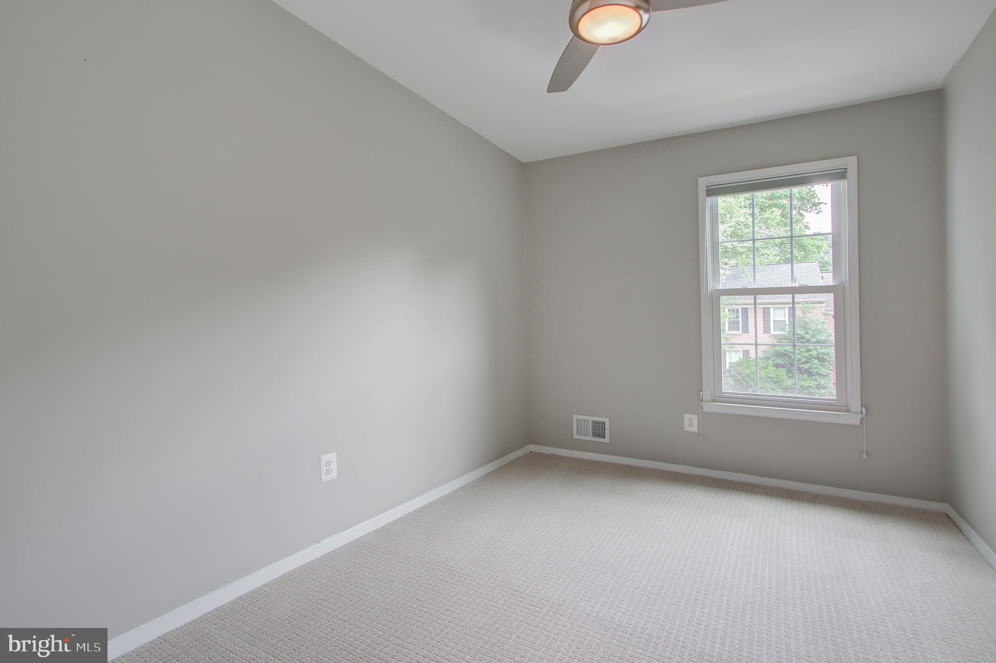 2407 Ansdel Court Reston, VA 20191 - Photo 20 of 33 Gallery Image 20