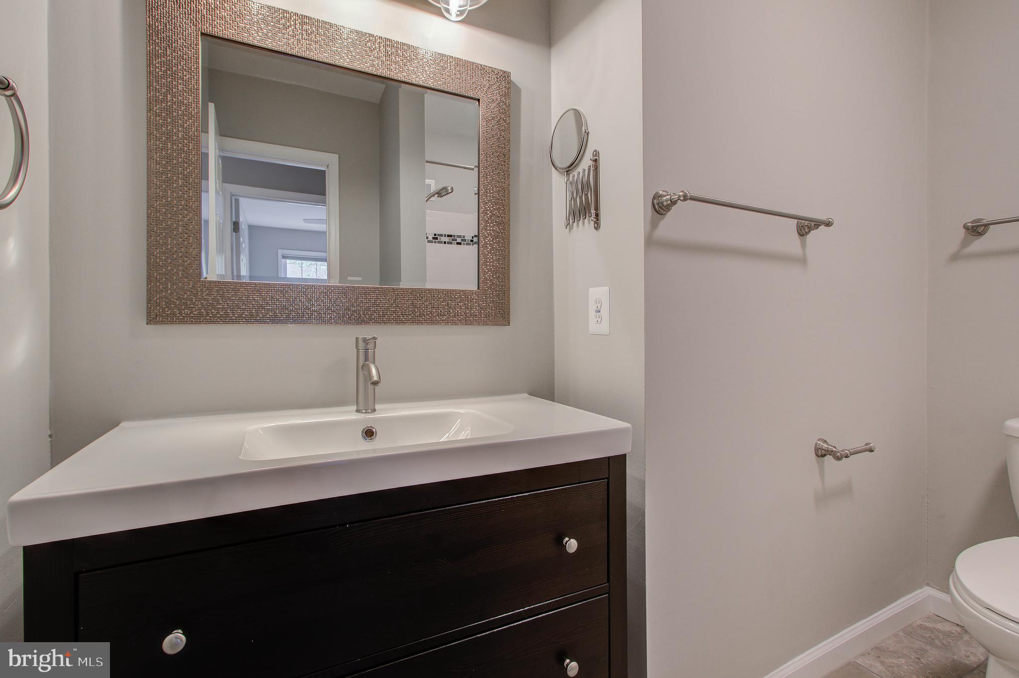 2407 Ansdel Court Reston, VA 20191 - Photo 21 of 33 Gallery Image 21