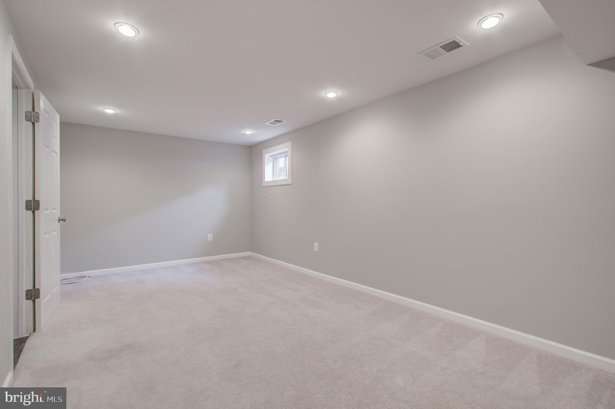 2407 Ansdel Court Reston, VA 20191 - Photo 22 of 33 Gallery Image 22