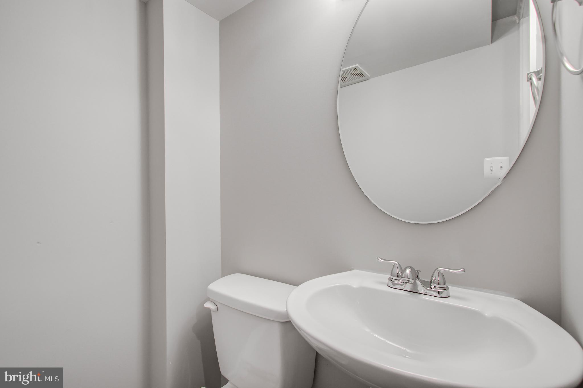 2407 Ansdel Court Reston, VA 20191 - Photo 24 of 33 Gallery Image 24