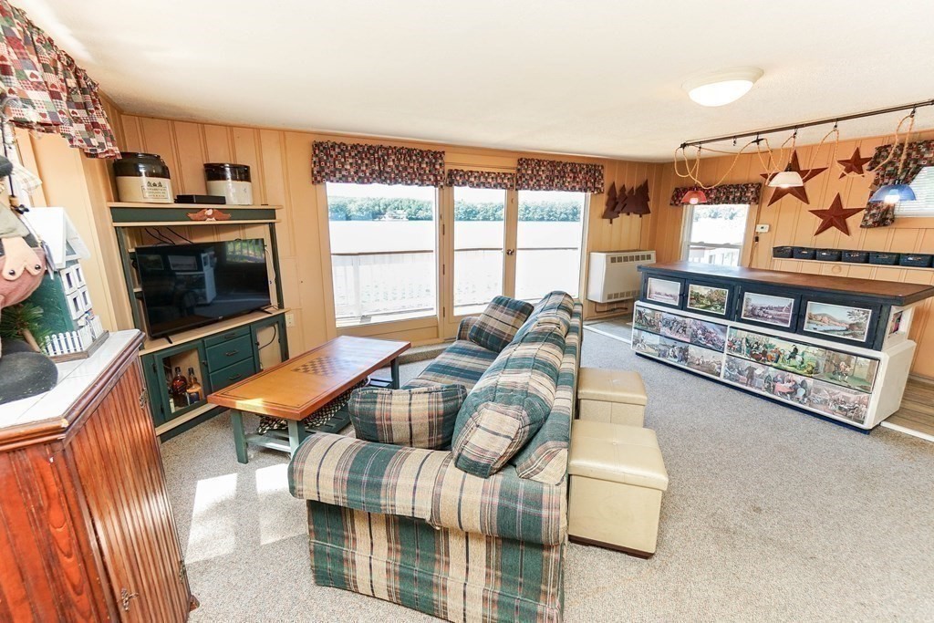 86 Oak Ridge Road Lunenburg, MA 01462 - Photo 13 of 32