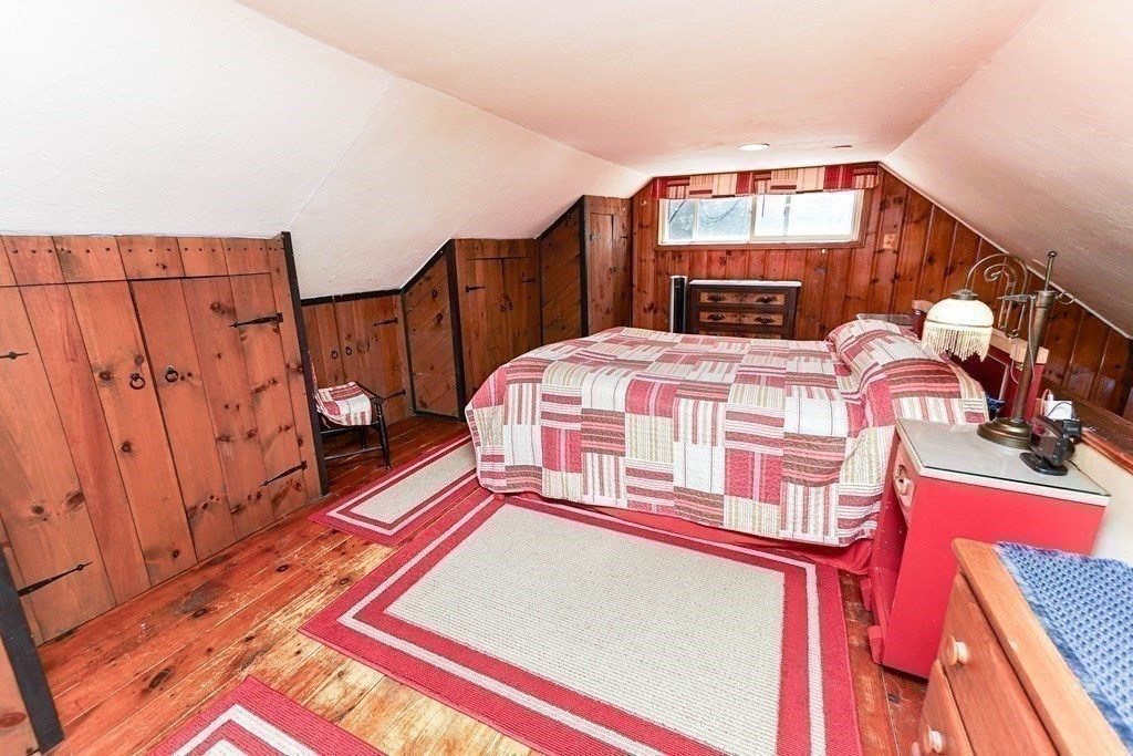 86 Oak Ridge Road Lunenburg, MA 01462 - Photo 15 of 32