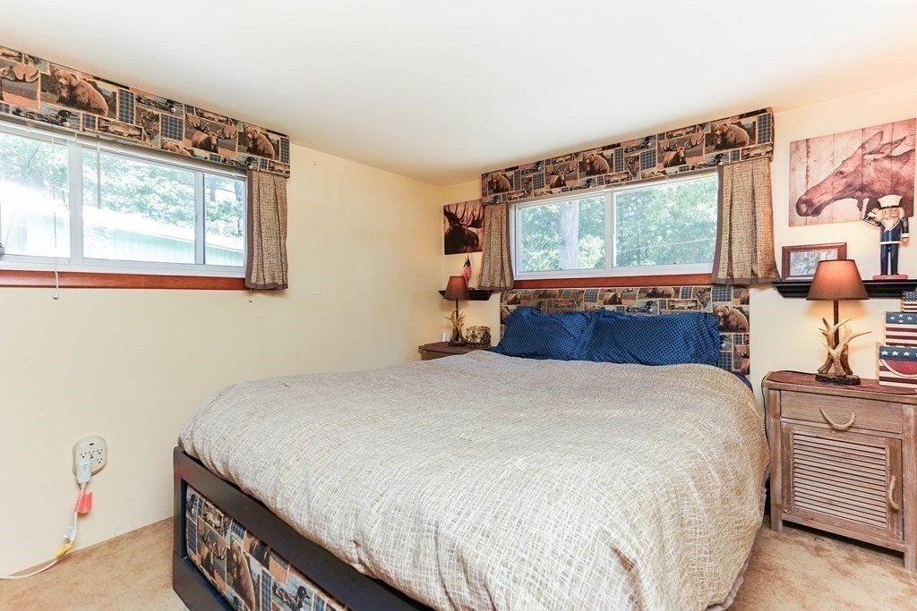 86 Oak Ridge Road Lunenburg, MA 01462 - Photo 16 of 32