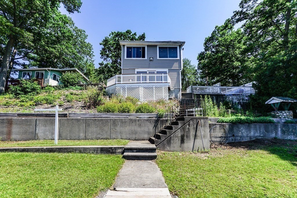 86 Oak Ridge Road Lunenburg, MA 01462 - Photo 2 of 32