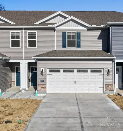 $309,900 | 1872 Vista Lake Drive, Goshen, OH 45122
