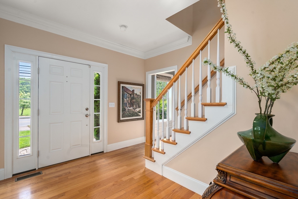 77 Cedar Street Wellesley, MA 02481 - Photo 3 of 39