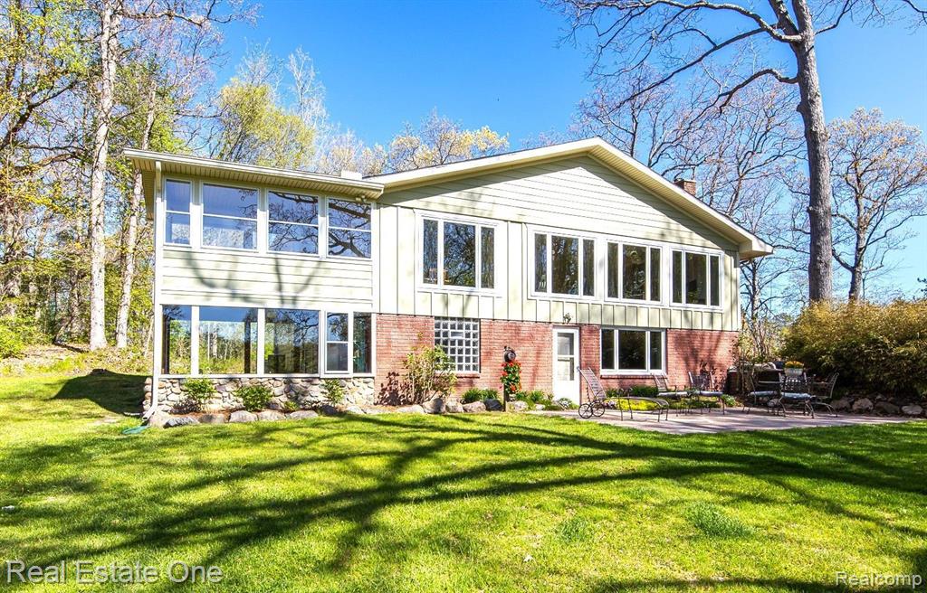 1401 West Predmore Road Oakland, MI 48363 - Photo 57 of 60
