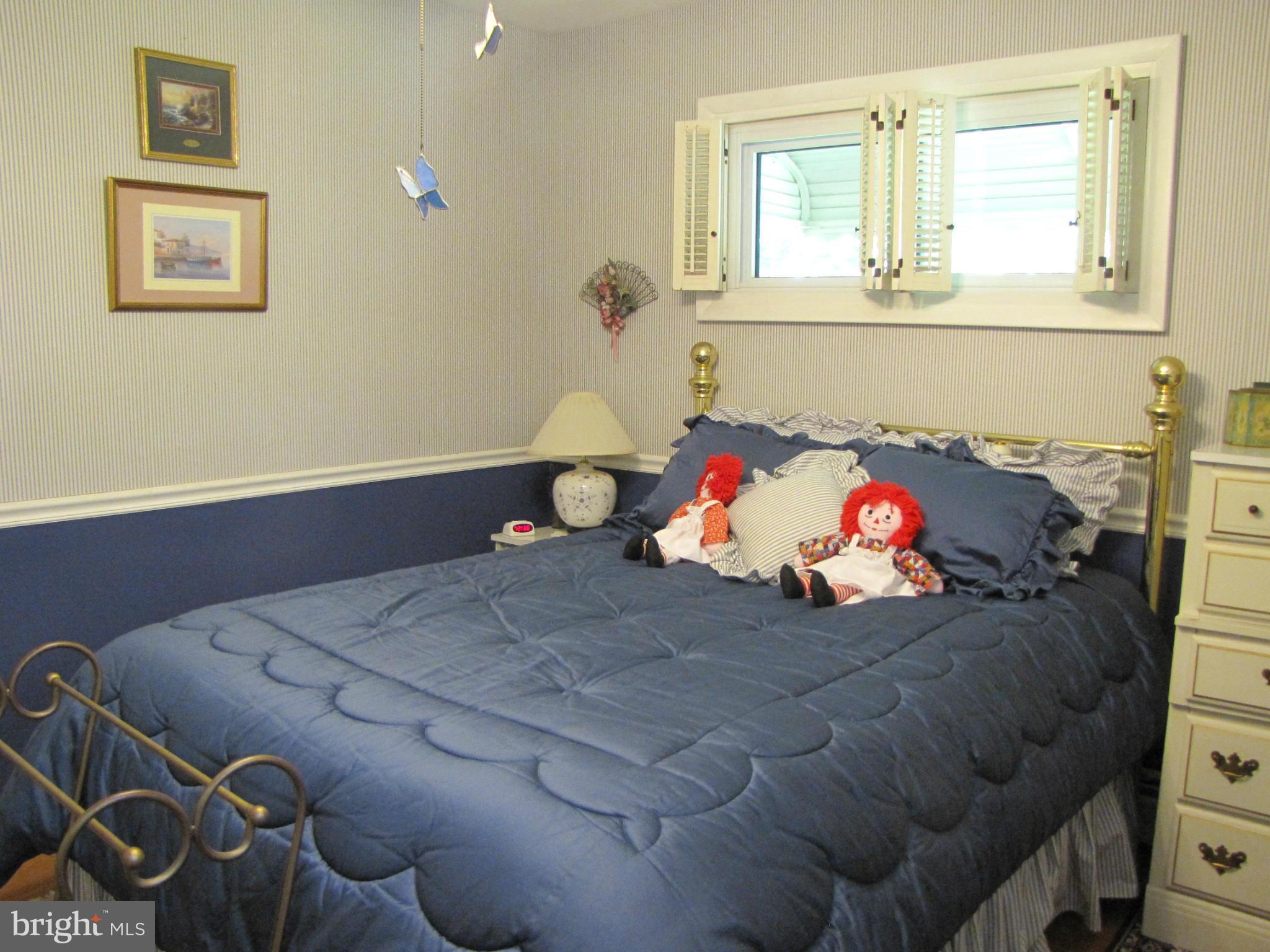 11430 Mapleview Drive Silver Spring, MD 20902 - Photo 4 of 30 Bedroom