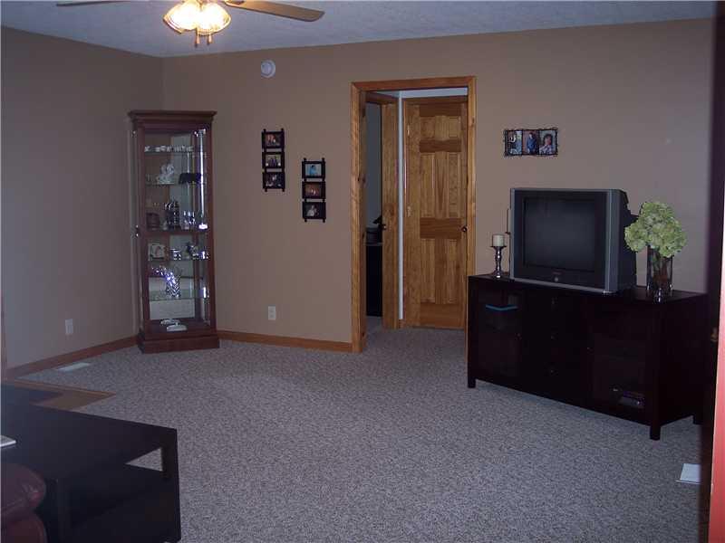 2827 North Quincy Road Quincy, IN 47456 - Photo 8 of 9 Gallery Image 8
