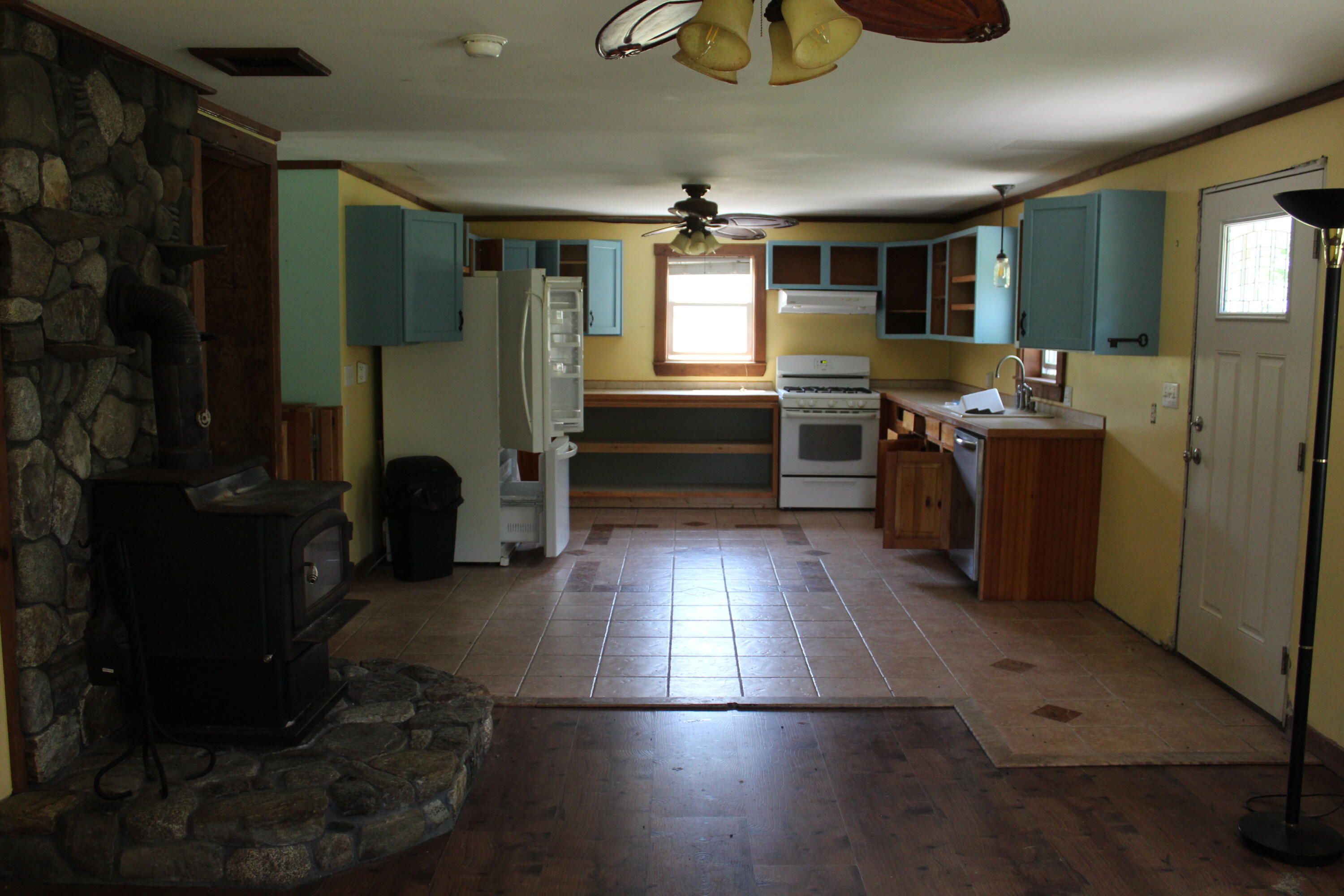 95 Hunter Road Unity, ME 04988 - Photo 22 of 45 Kitchen