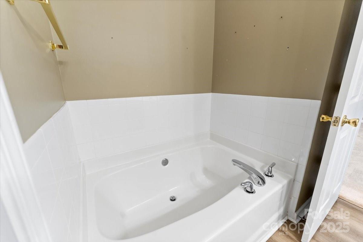 18819 Cloverstone Circle Cornelius, NC 28031 - Photo 16 of 32