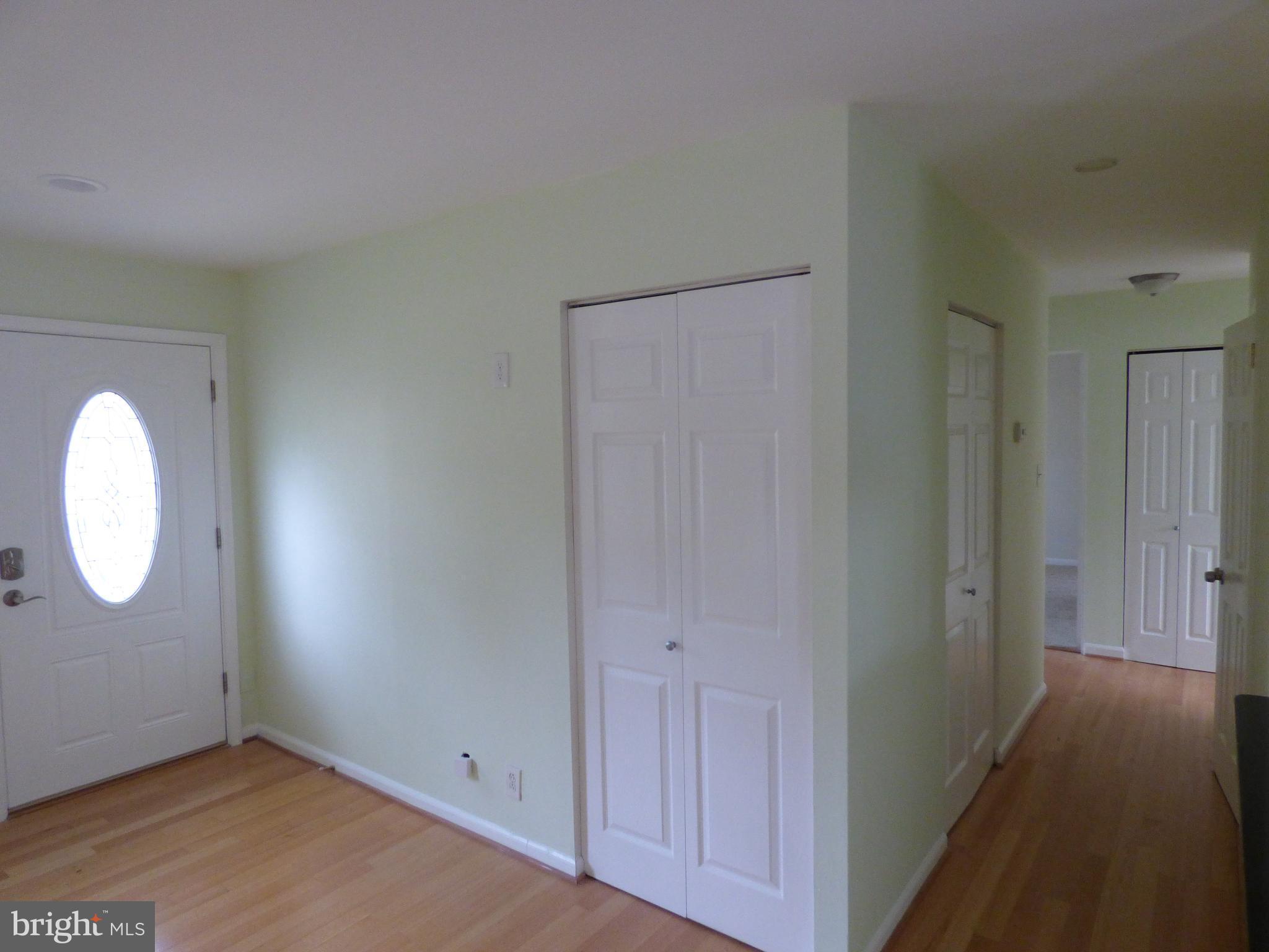 102 West Poplar Road Sterling, VA 20164 - Photo 11 of 20 Interior (General)