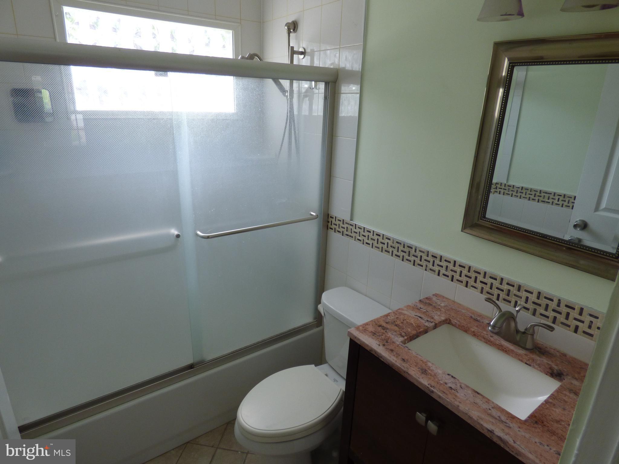 102 West Poplar Road Sterling, VA 20164 - Photo 13 of 20 Bath