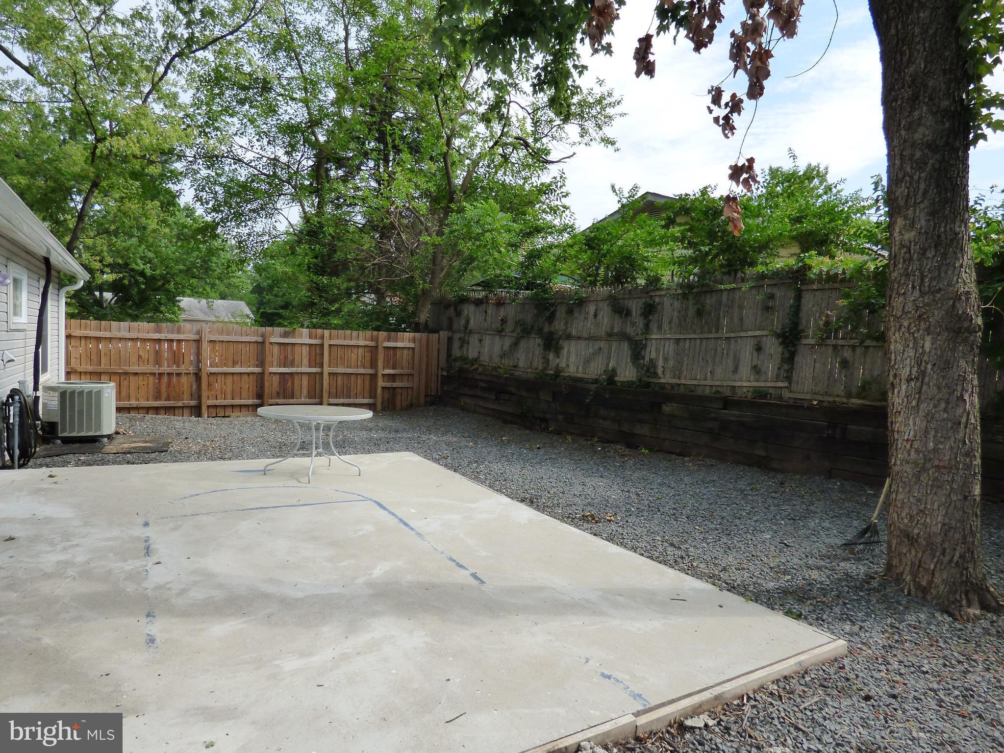 102 West Poplar Road Sterling, VA 20164 - Photo 16 of 20 Exterior (Rear)