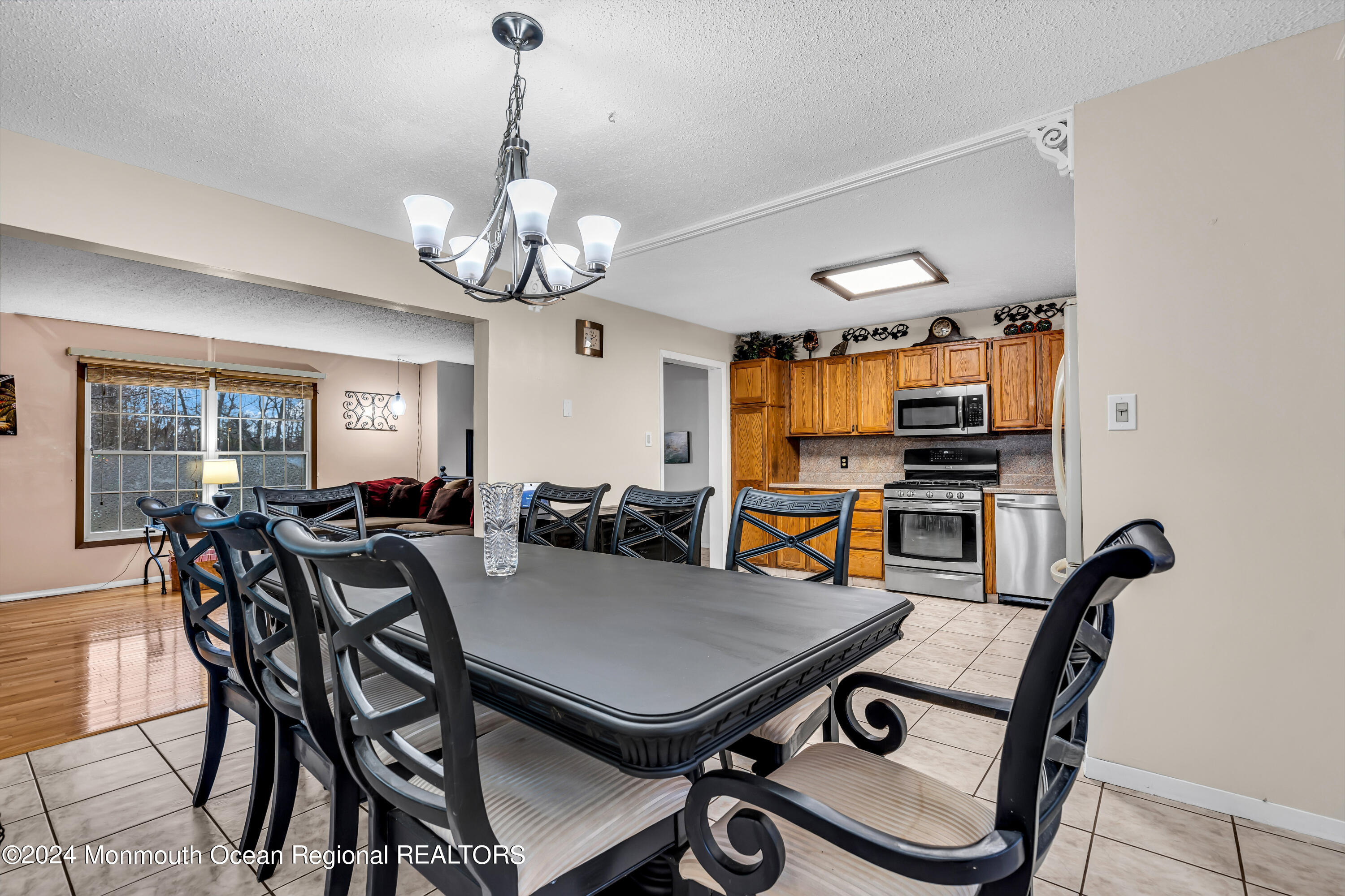 2 Hickory Hill Road Jackson, NJ 08527 - Photo 11 of 58 019_dsc01066