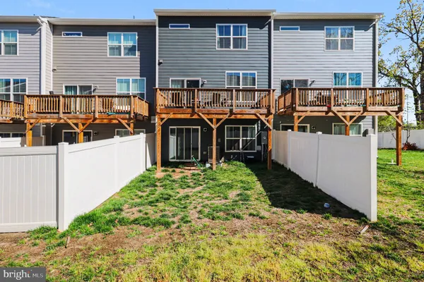 $2,995 | 4102 Bolton Court, Fredericksburg, VA 22408