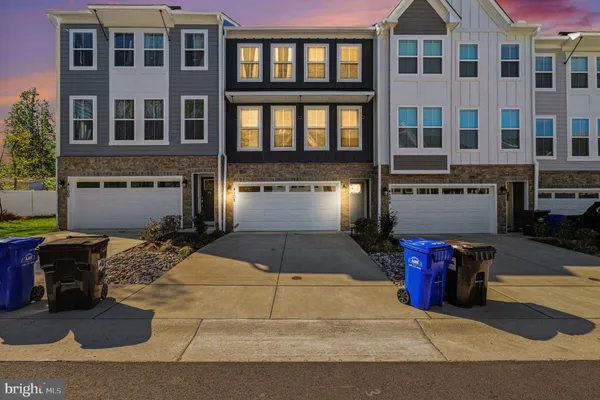 $2,995 | 4102 Bolton Court, Fredericksburg, VA 22408